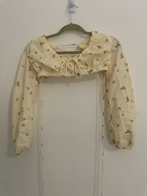 Princess Polly Crop Long Sleeve Top - Image 3