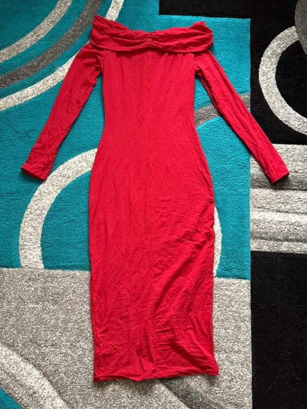 Heart & Hips Red Bodycon Dress Long Sleeve - Image 2