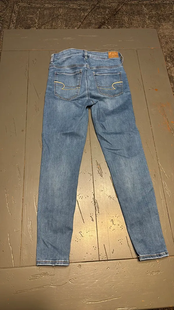 American Eagle Skinny Jeans - Image 4