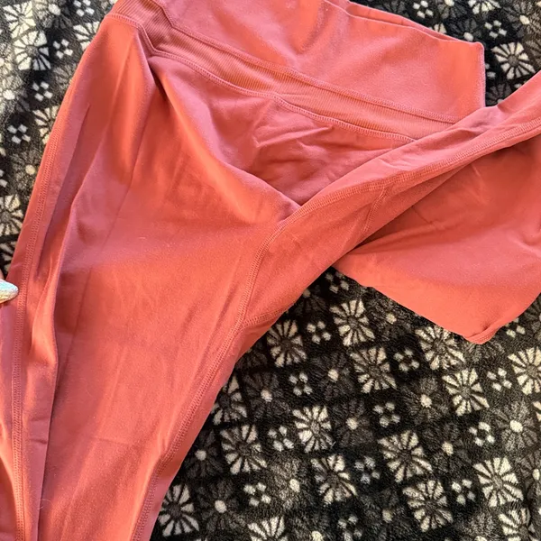 Alphalete Leggings - Image 6