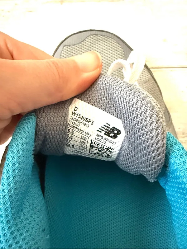New Balance Size 6.5 Women’s Wide Sneakers Tennis Athletic Shoes Blue Gray - Image 5