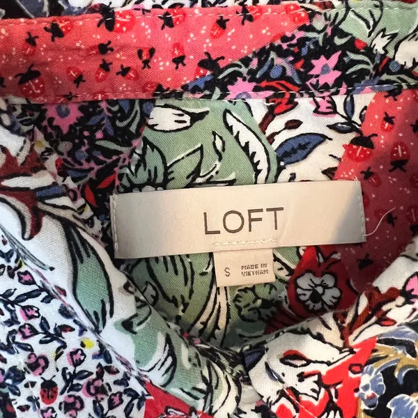 LOFT Patchwork Floral Print Long Sleeve Button Up Shirt‎ Women's Size Small - Image 2