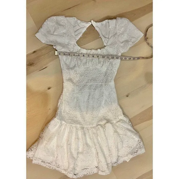 Commense NWT Women Small White Lace Open Back Mini Dress Summer Cottage Coquette - Image 10
