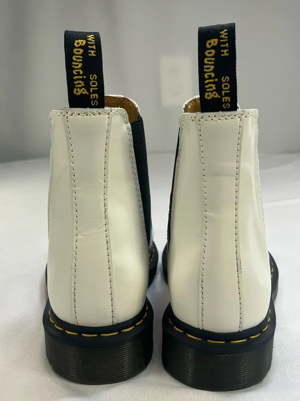 Dr. Martens 2976 YS White Smooth Leather Chelsea Boots Size US Men 8 Women 9⁠ - Image 4