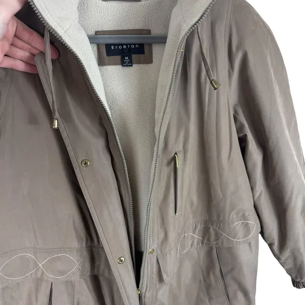 Braetan Tan Faux Suede Full Zip‎ Rumovable Hood Lined Insulated Coat Size M - Image 5