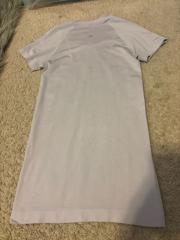 Lululemon Swiftly Tech Short Sleeve 2.0 Lavender - Image 2