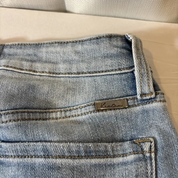 KanCan Junior's 5/26‎ Jeans Blue Denim Mid Rise Medium Wash Straight Fringe Hem - Image 9