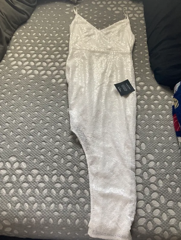 lulu’s white, sequin, sparkly slit dress with adjustable straps - Image 4