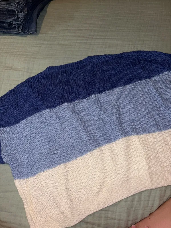 Zaful Blue Striped Sweater - Image 2
