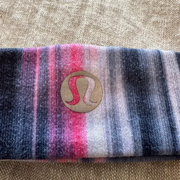 Lululemon Fly Away Tamer Headband - Image 3