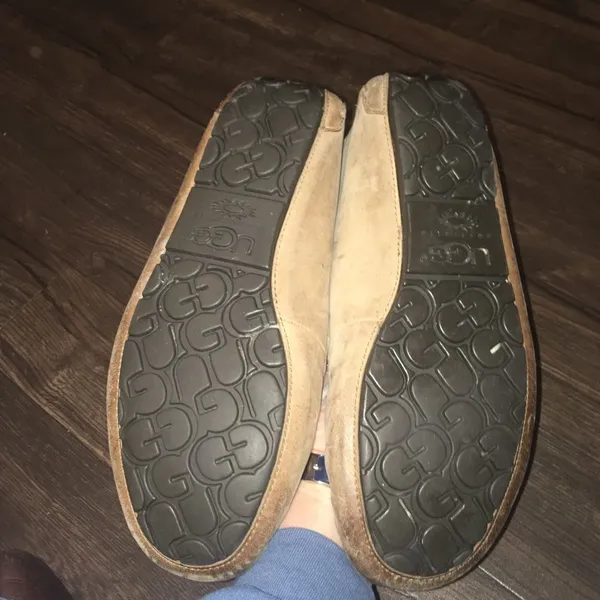 UGG shearling lined tan moc toe size 12/43 slippers - Image 2