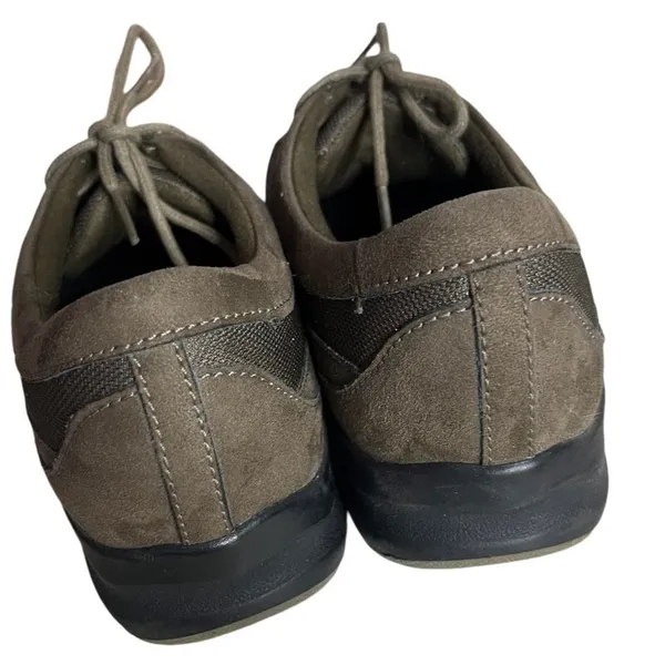 CLARKS In Motion Shoes Walking Comfort Lace Up Olive Nubuck Leather Size 10 N - Image 3