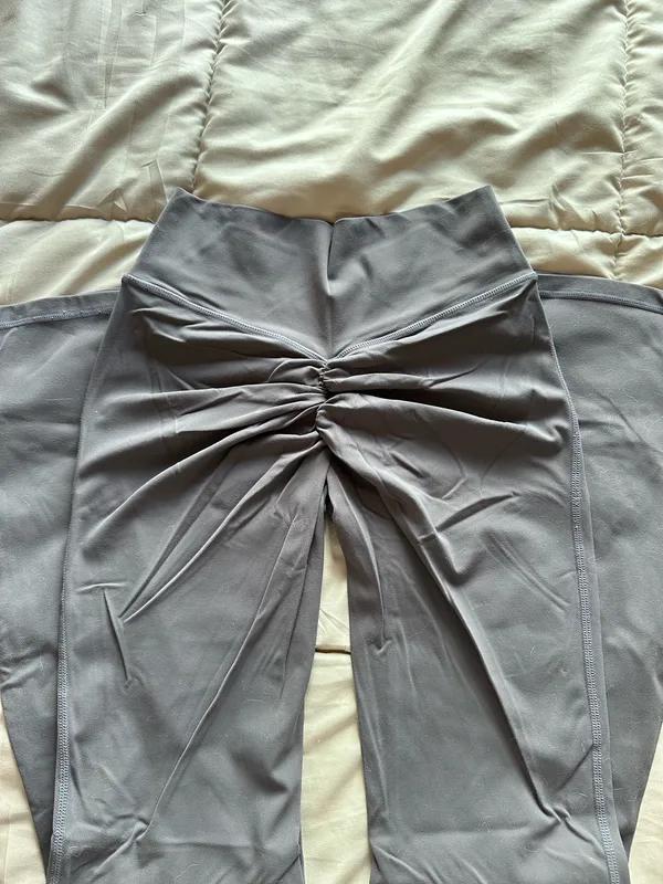 Amazon Flare Leggings - Image 2
