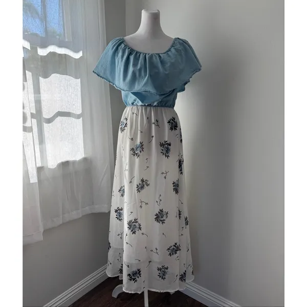 Blue & White Floral Print Ruffle Top Maxi Dress - Image 2