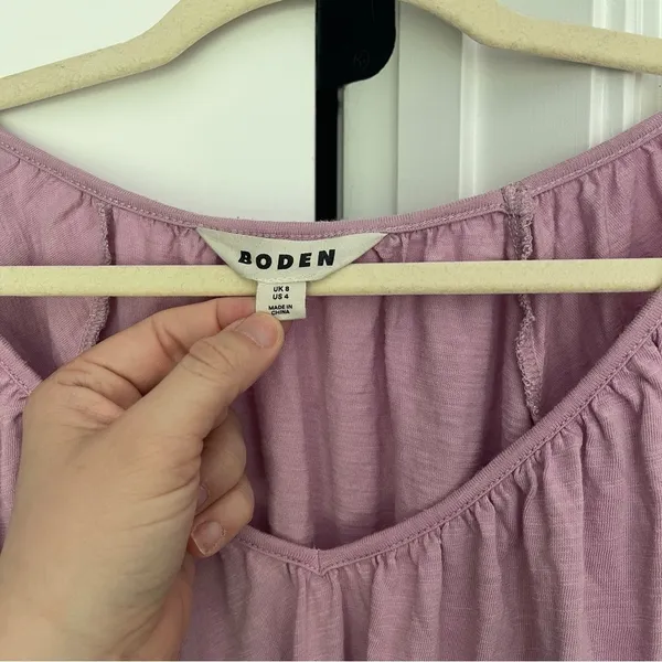 Boden‎ Purple Cotton V Neck Top Size 4 - Image 3