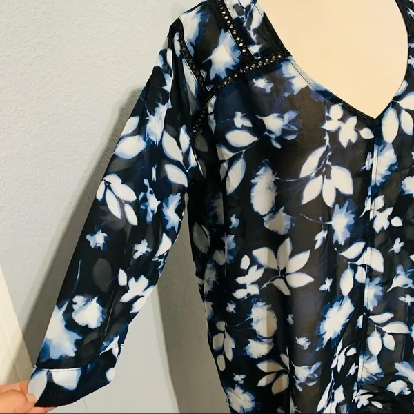 Motherhood Maternity Leaves‎ Top Size S - Image 4