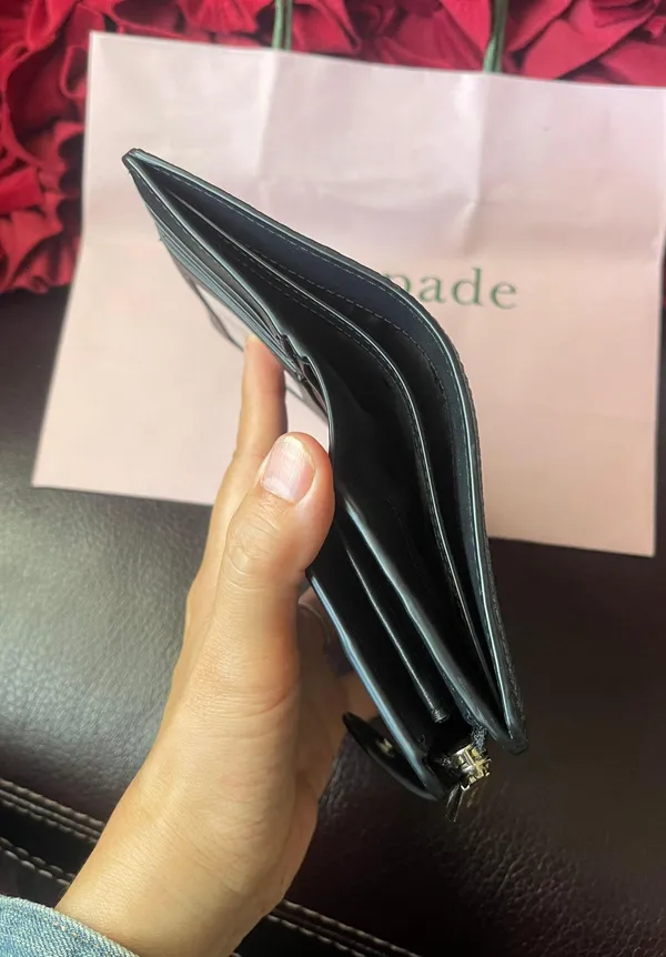 Kate Spade New York Leila Medium Compact Bifold Wallet Leather Black NWT - Image 5