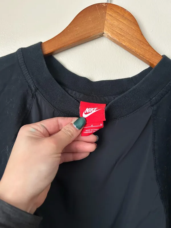 Nike semi cropped tee - Image 2