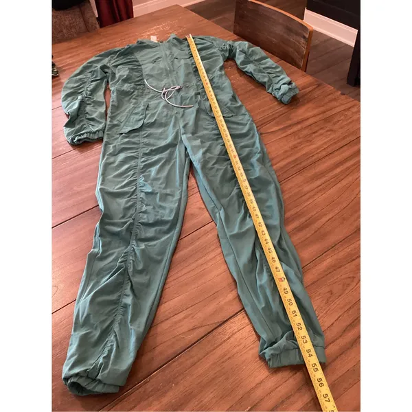 Fabletics Mckenzie Woven jumpsuit in Soft Pine Green XS - Image 4