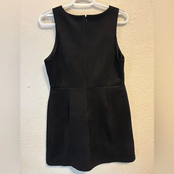 Sadie & Sage Black Sleeveless Mini Dress - Image 4