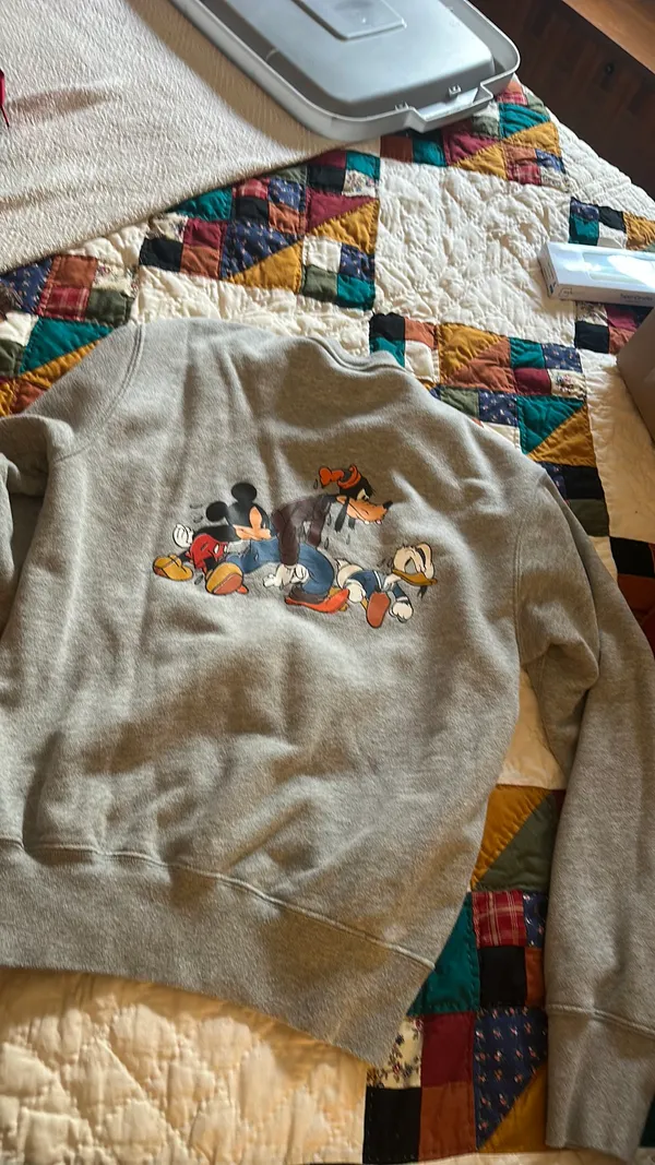Uniqlo Disney sweatshirt xxs - Image 2