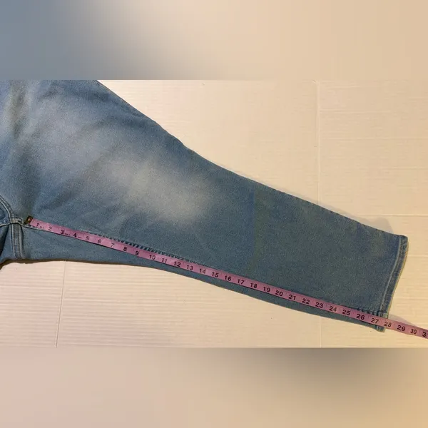 Old Navy Women’s Plus Extra Hi Rise Rockstar Super Skinny Medium Wash Jeans 28 - Image 9