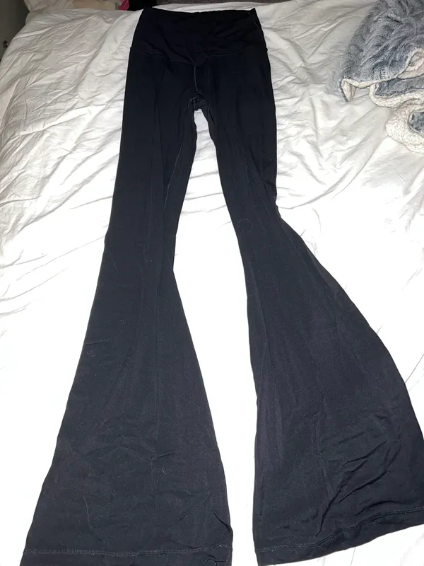 Offline Flare Leggings - Image 2