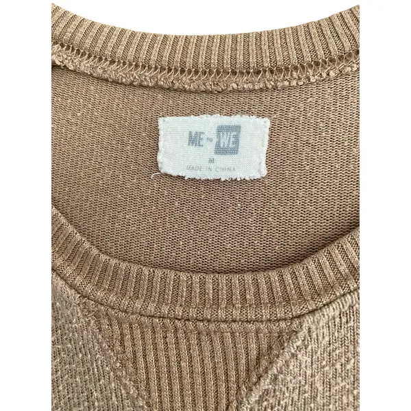 Me to We Pullover Brown Long Sleeve Top Size Medium - Image 4