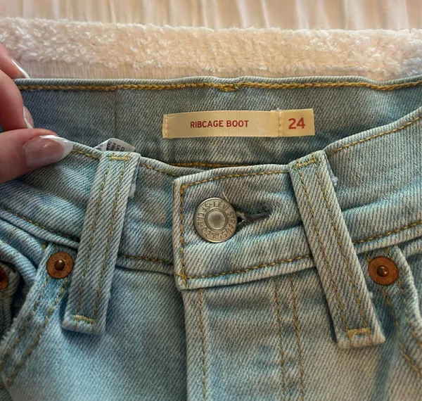 Levi's Jeans - Image 2