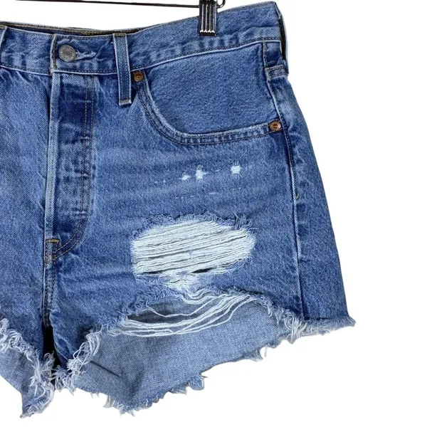 Levi's 501 Jean Shorts Distressed Raw Hem Medium Wash Denim Festival Size 30 - Image 3