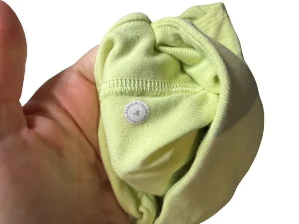 ✨🍋‎ Lululemon Inner Glow High Rise Shorts Size 4 🍋✨ - Image 5