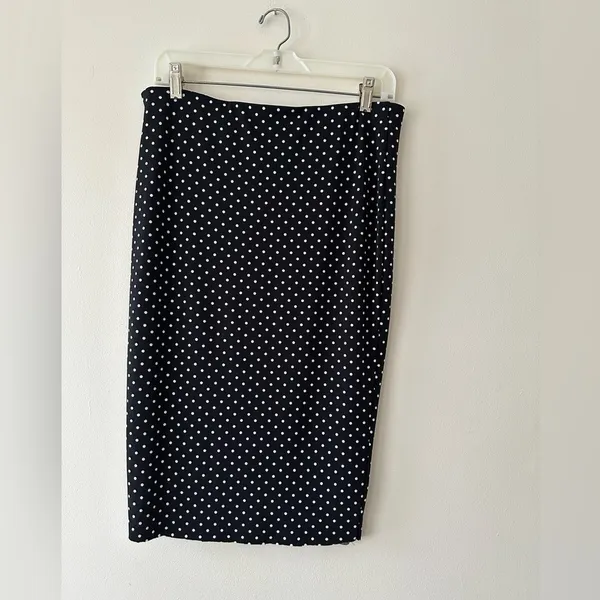 Vince Camuto Black And White Polka Dot Elastic Waist Pencil Skirt Raw Hem Sz S - Image 3