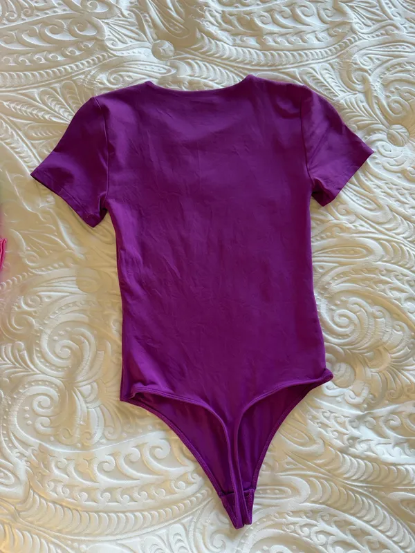 Aritzia Babaton Bodysuit - Image 3