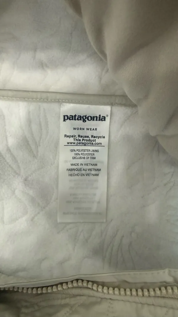 Patagonia Jacket Women’s Small - Image 4