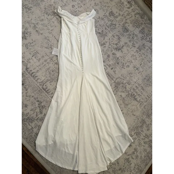 Lulus Arienne White Off-the-Shoulder Mermaid Maxi Dress Medium Bridal Wedding - Image 4