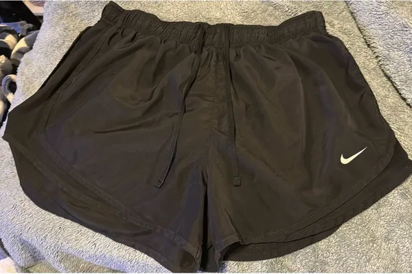 Large Nike Dri-Fit Shorts Women’s Athletic Black - Image 2