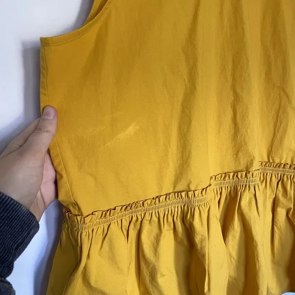 Ann‎ Taylor brignt yellow sleeveless top ruffle women's size large cotton FLAW - Image 3