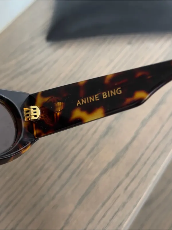 Anine Bing Madrid Sunglasses in Dark Tortoise - Image 4