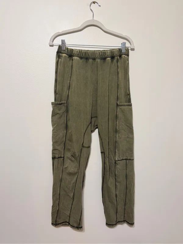 Free People Movement Hot Shot Baggy Pants Olive Army Green Size Small EUC - Image 2