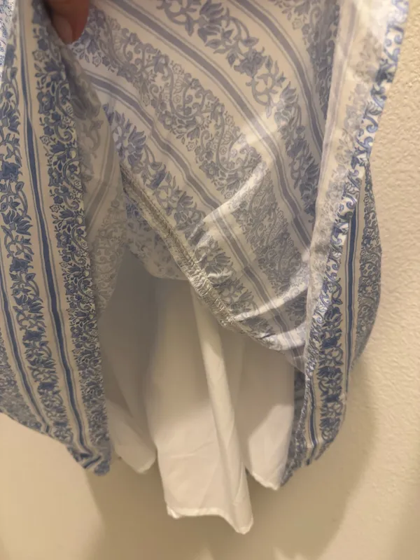 Hollister White and Light Blue Floral Cutout Mini Dress - Image 4
