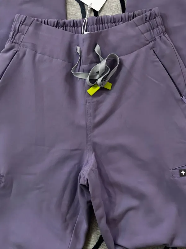 Figs Lavender Dew Evans Skinny scrub pant NWT size XS - Image 5