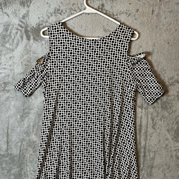 Adrianna Papell‎ Sz Small Cold Shoulder Black White Geometric - Image 3