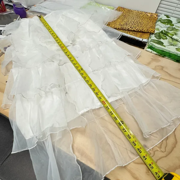 NWT‎ Akira Once Upon A Dream Ruffle Assymetric Maxi Skirt White Large Low High - Image 15