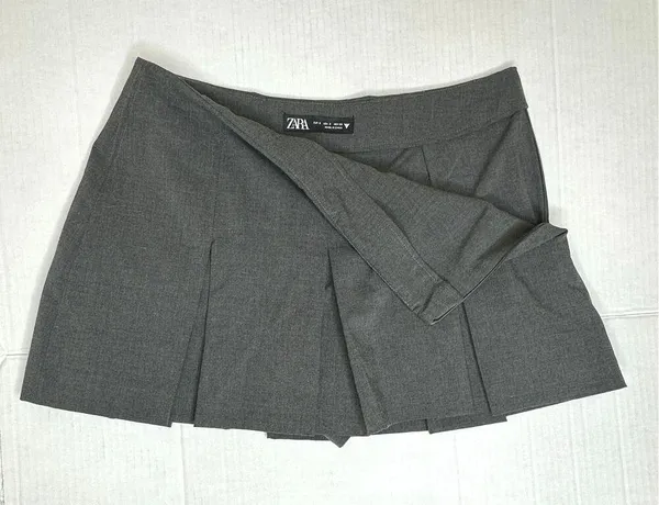 Zara box pleated mini skort skirt shorts gray size Small - Image 5