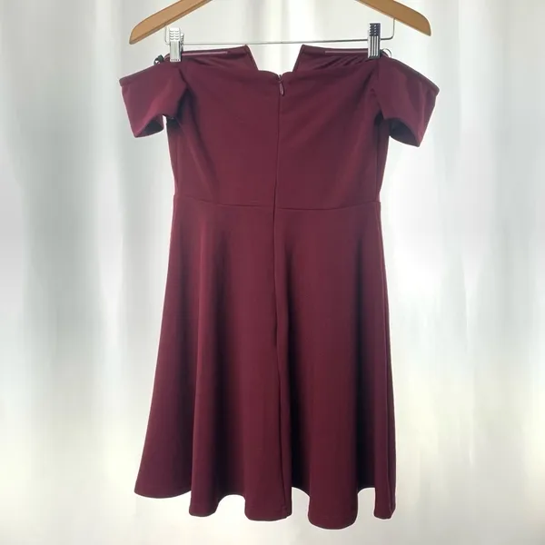 Lulus Play the Party Off-the-Shoulder Skater Dress in Burgundy Size Small‎ - Image 10