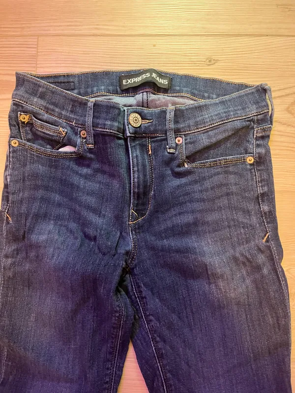 Express Jeans Women’s Slim Fit Dark Wash Denim Jeans - Image 2