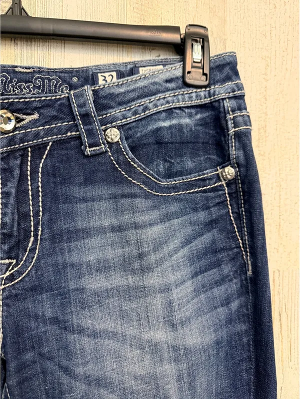 Miss Me Jeans Women’s 32 Bootcut Dark Wash Embellished Floral Rhinestone - Image 4