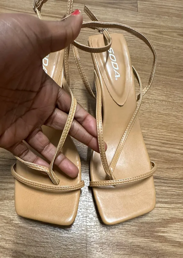 tan sandals - Image 4