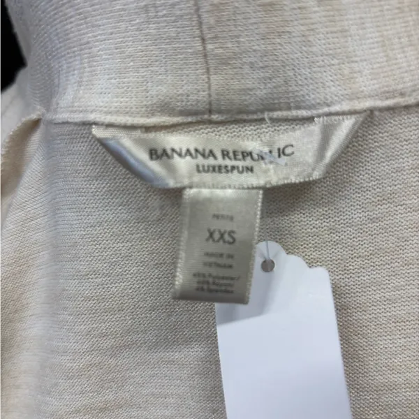 Banana Republic Cream‎ Women's Cardigan - Image 3