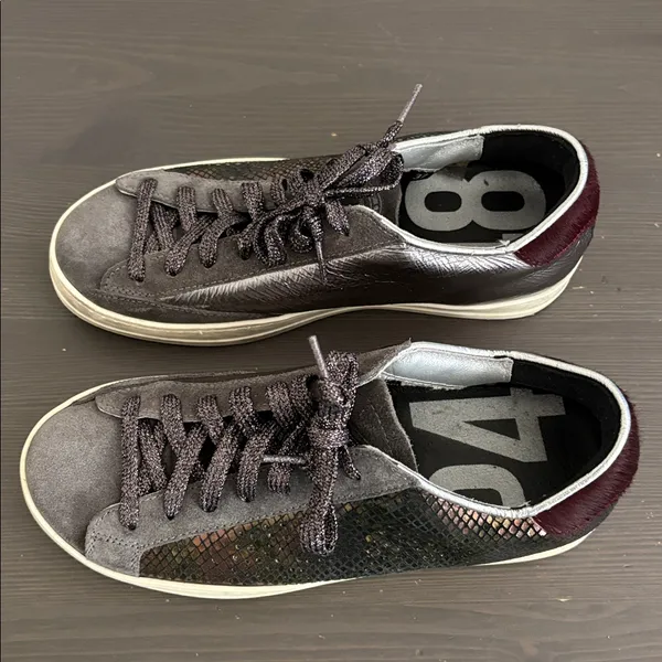 P448‎ John Turan Lace Up Sneakers Snake colorway Women’s size 37 Low Top - Image 3